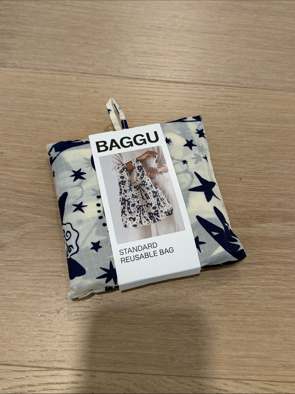 BAGGU Standard Reusable Bag in Cherub Bows